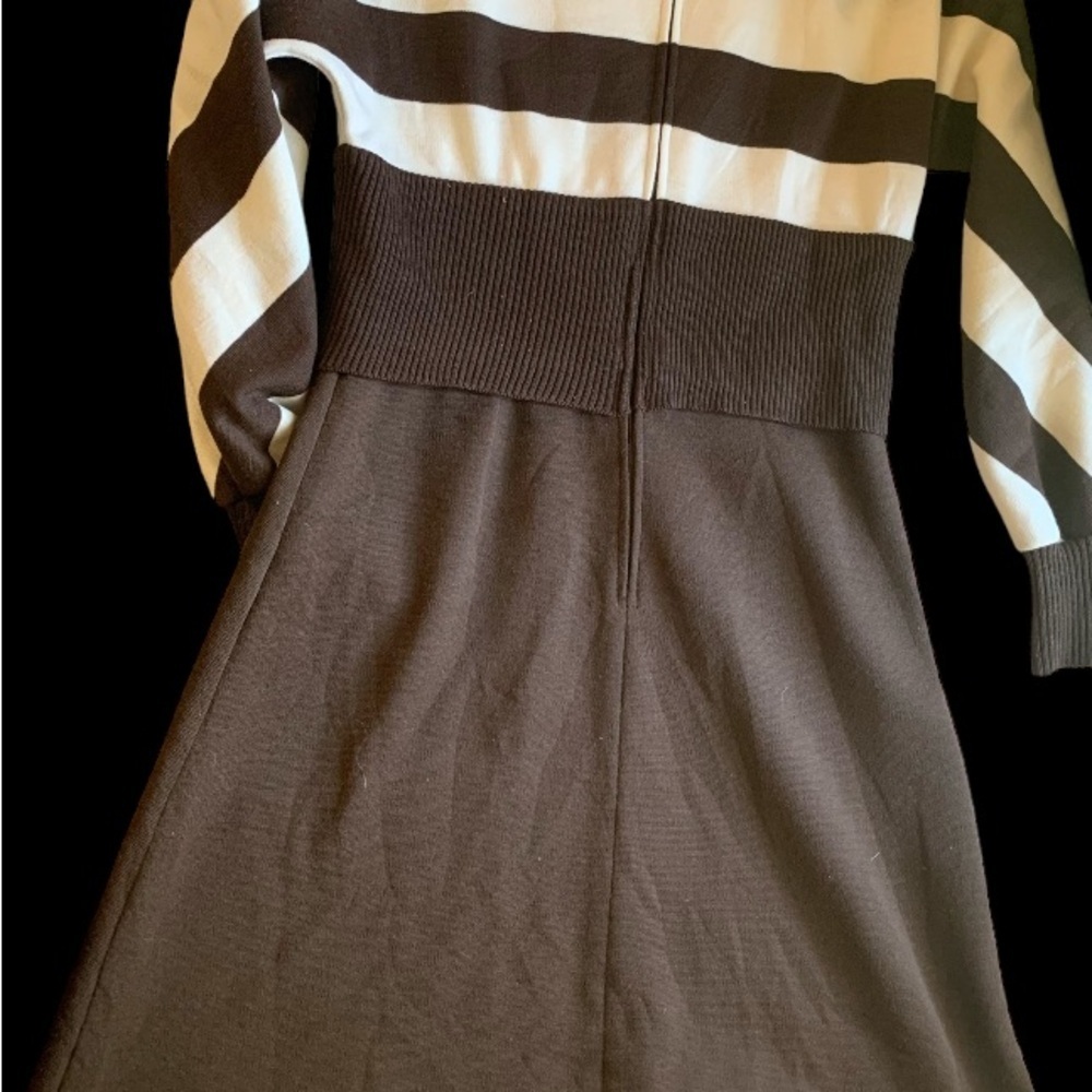 Size 13 vintage 60’s Jonathan Logan striped knit dress - Picture 1 of 5